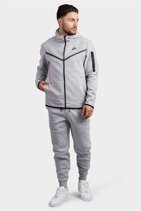 nike trainingspak heren nieuwe collectie|grijze trainingspak.